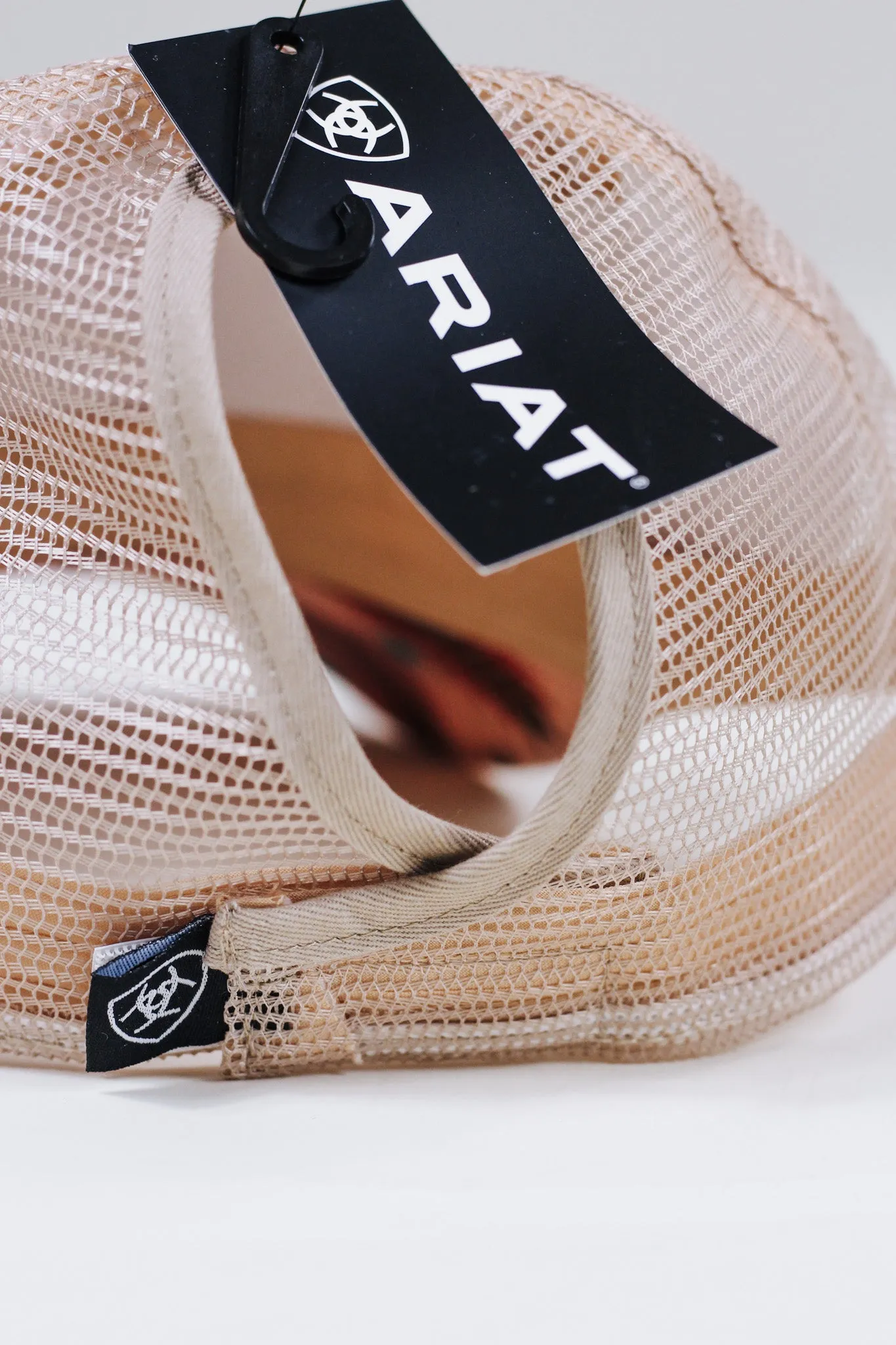 Ariat Ladies Ponyflow Cap Aztec Print Logo Pink