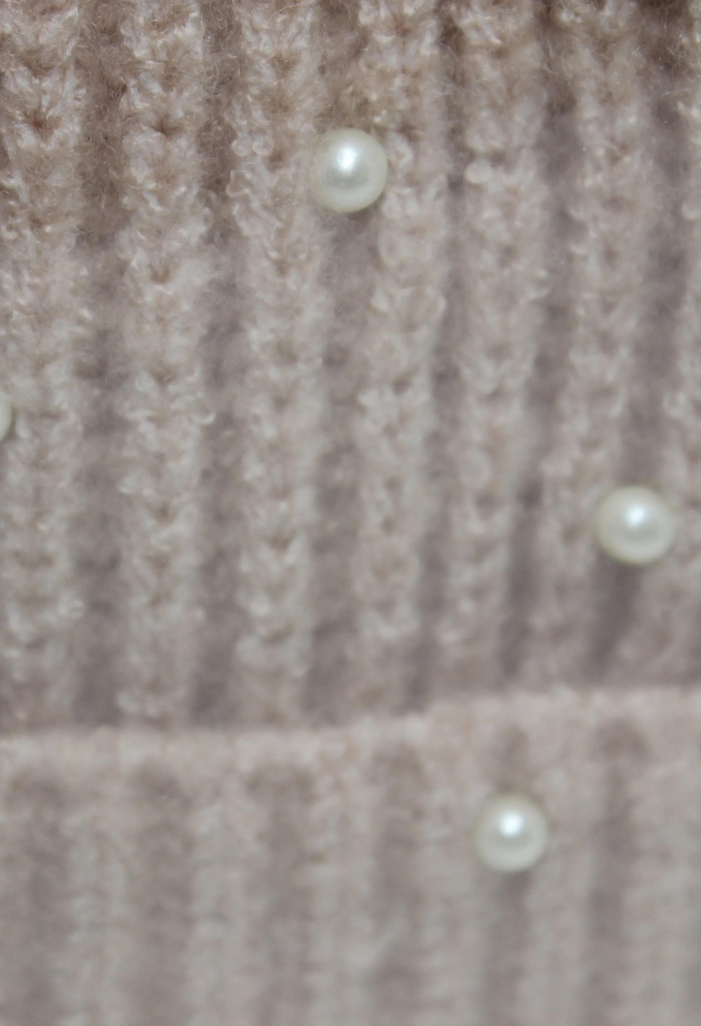 Cable Knit Hat and Glove Set in Dusty Pink