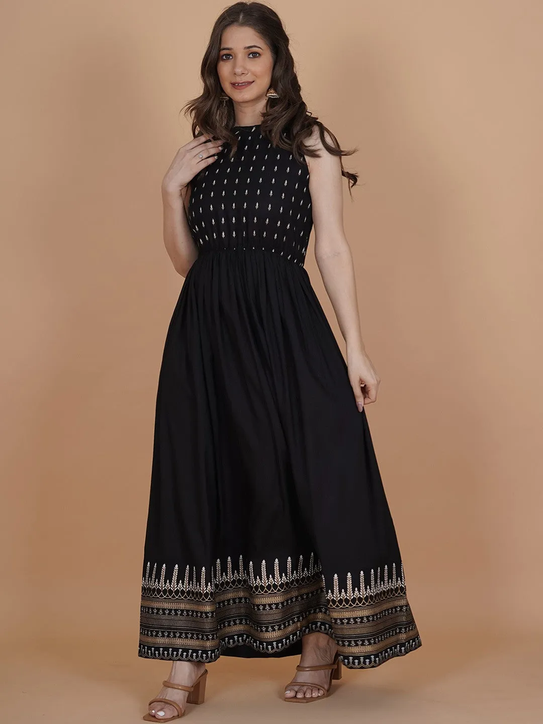 Elegant Anarkali Kurta and Thread Work