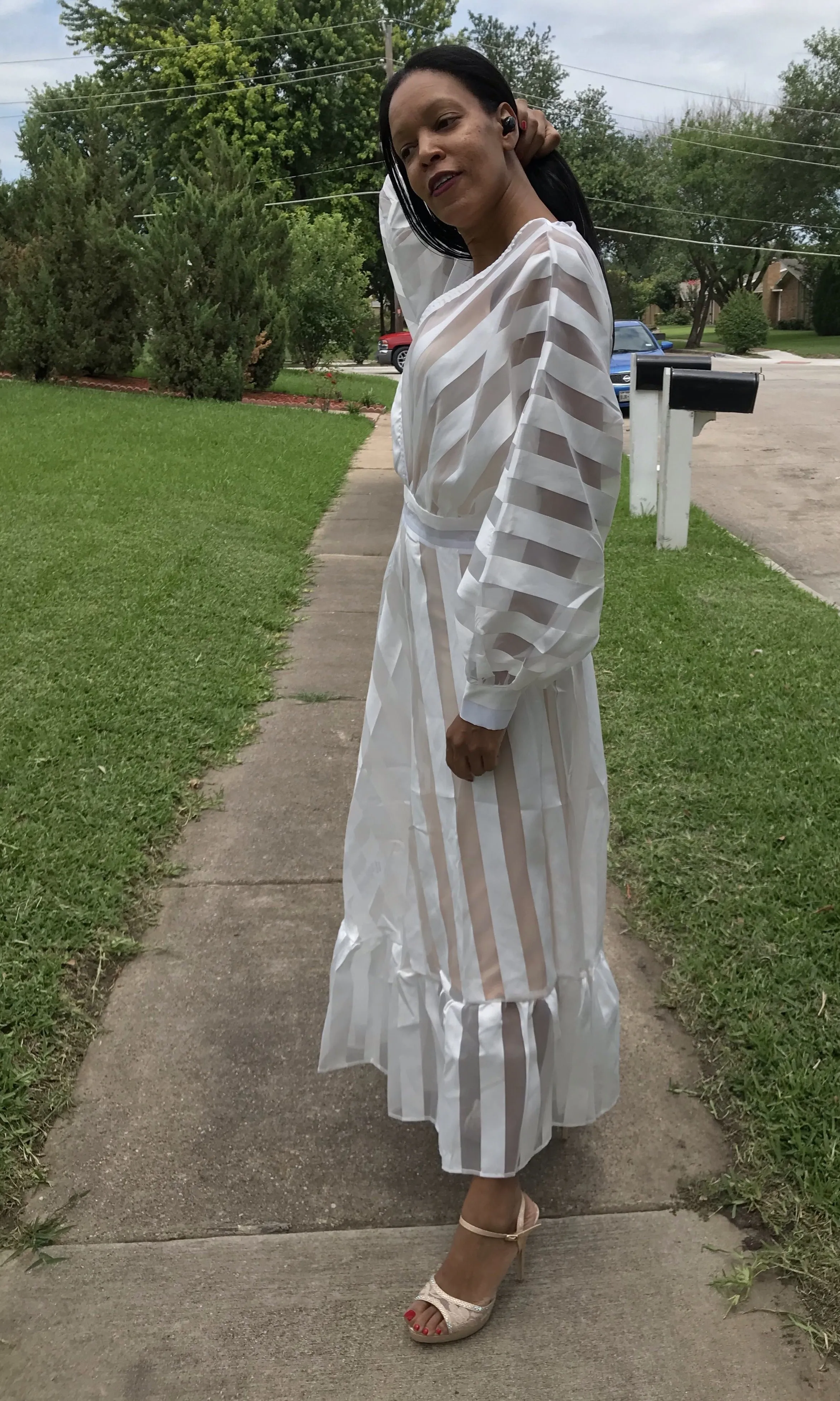 Lantern Sleeve Maxi Dress